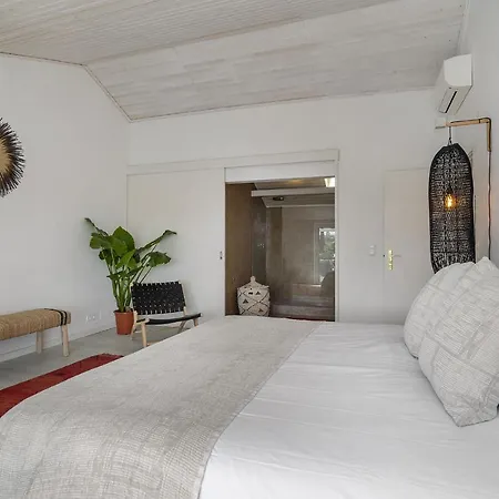Whome Stylish Sunny Penthouse Near Center & Greenspace Cascais